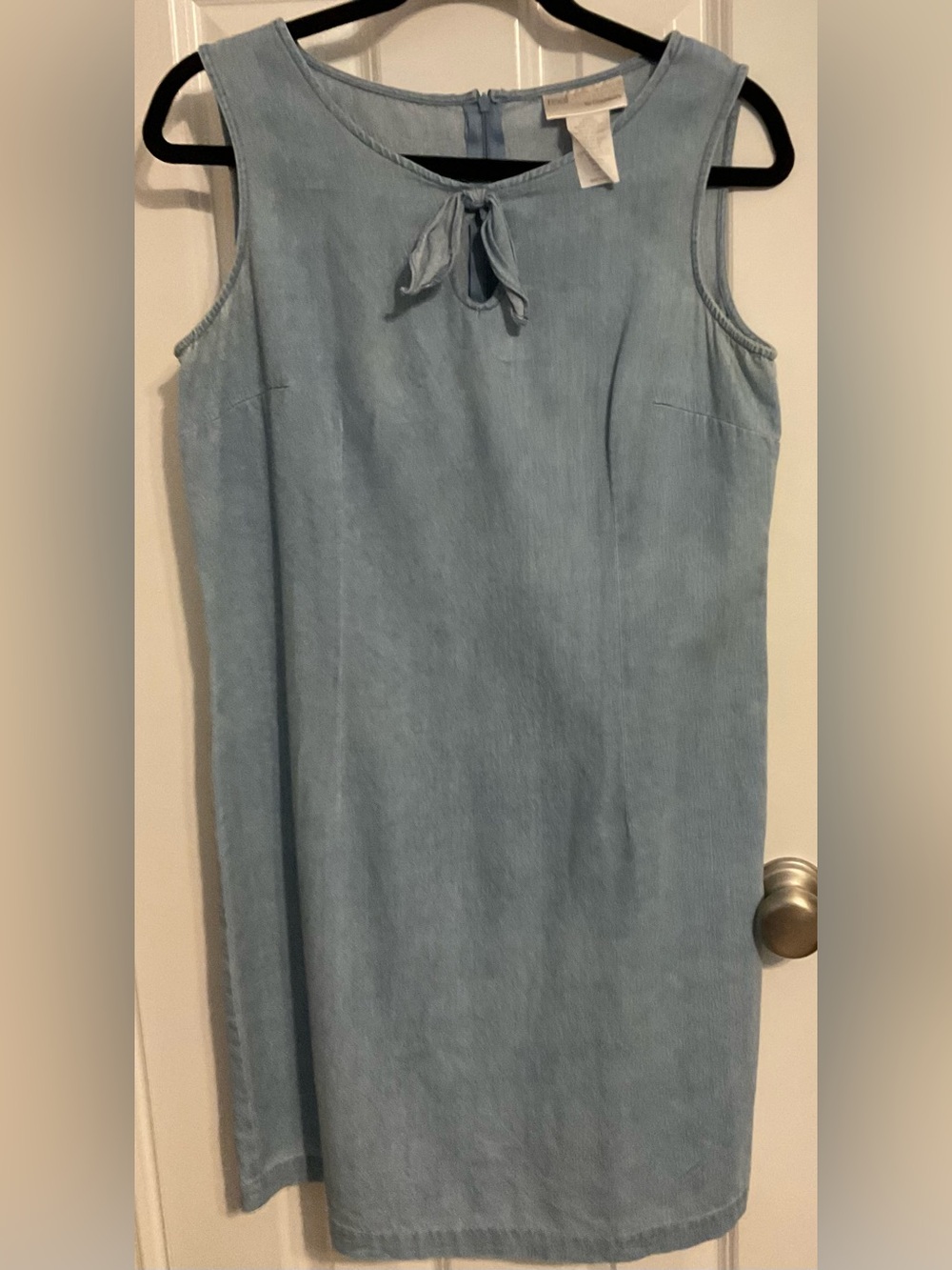 Sleeveless Light Blue Tie-Neck Mini Dress